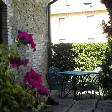 Country House Le Case Coloniche Deruta Exterior photo
